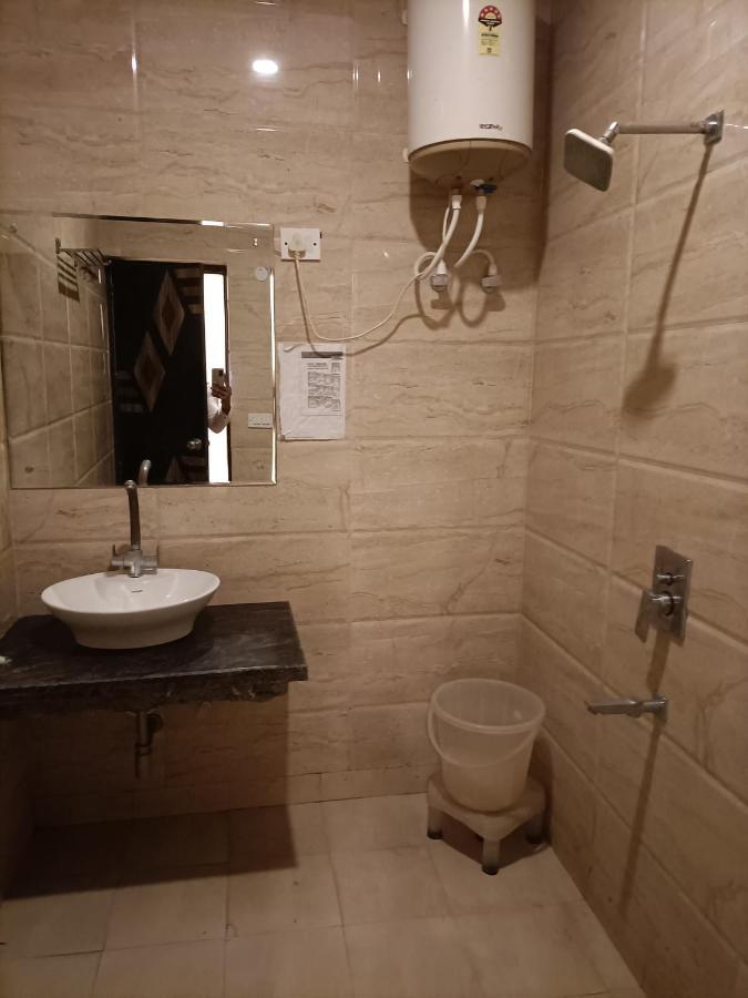 Hotel Aerotech Near Igi Airport ニューデリー エクステリア 写真
