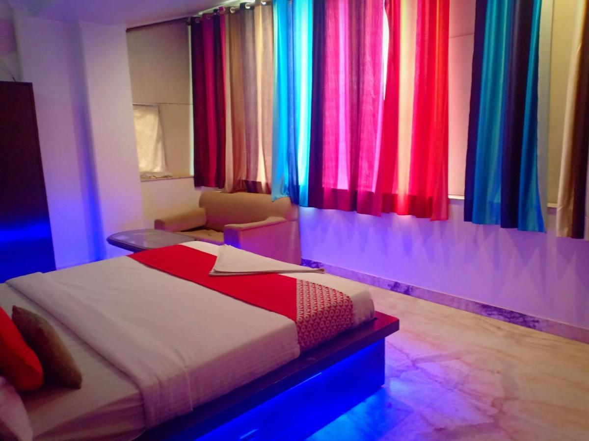 Hotel Aerotech Near Igi Airport ニューデリー エクステリア 写真