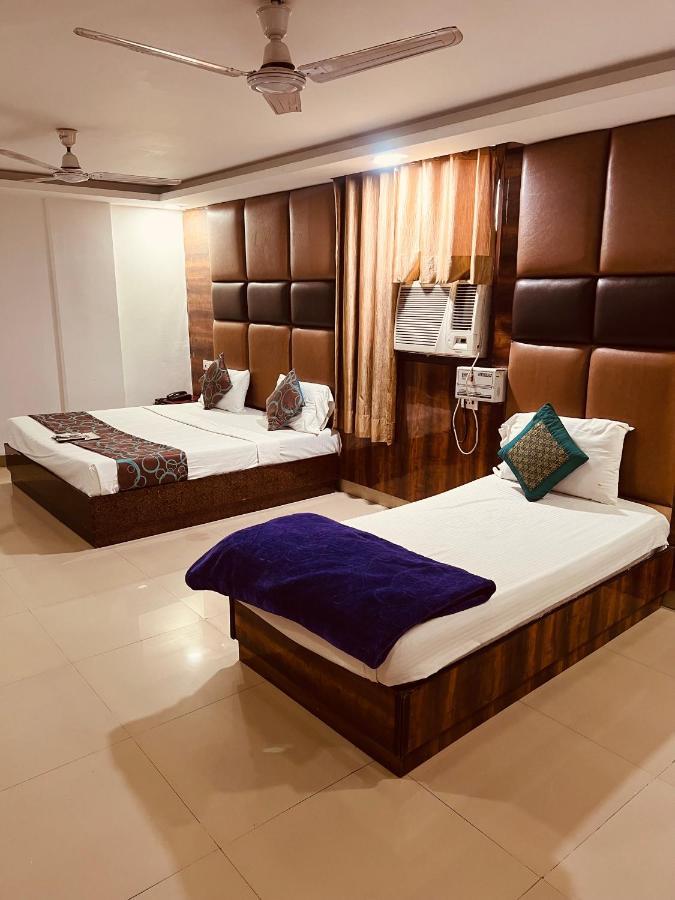 Hotel Aerotech Near Igi Airport ニューデリー エクステリア 写真
